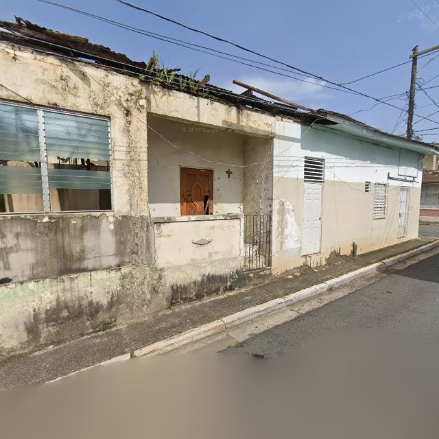 Reporte ciudadano de estorbo público en 7VM5+9Q7 Añasco, Puerto Rico, Añasco