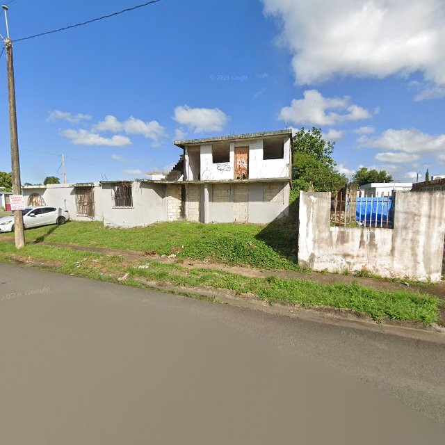 Reporte ciudadano de estorbo público en 9RF4+58M Bayamón, Puerto Rico, Bayamón