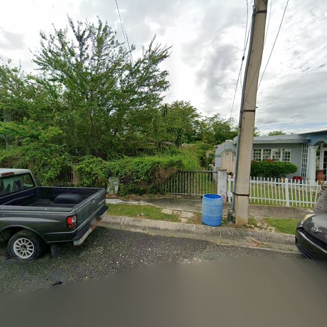 Reporte ciudadano de estorbo público en 2RHQ+86P Boquerón, Cabo Rojo, Puerto Rico, Cabo Rojo
