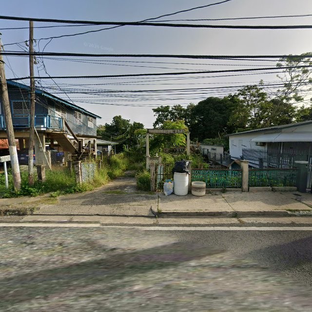 Reporte ciudadano de estorbo público en 3VQ7+93P Cabo Rojo, Puerto Rico, Cabo Rojo