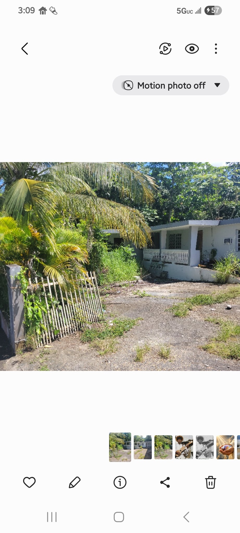 Reporte ciudadano de estorbo público en Bo. Tomas de Castro C. 183 El Cinco. Calle Jose Velez, Caguas, PR 00725, Caguas