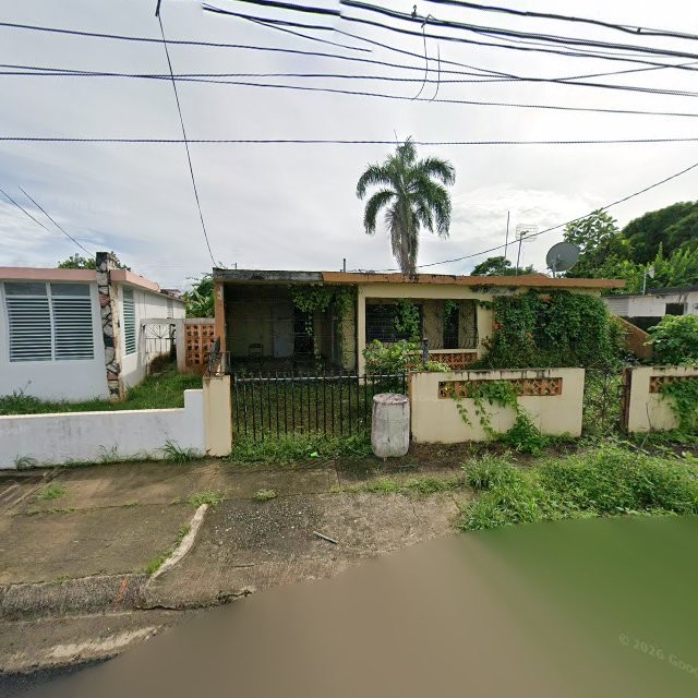 Reporte ciudadano de estorbo público en 6XJG+7V4 Caguas, Puerto Rico, Caguas