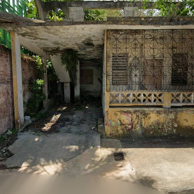 Reporte ciudadano de estorbo público en FP5Q+MQF Dorado, Puerto Rico, Dorado