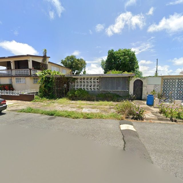 Reporte ciudadano de estorbo público en 88MQ+F65 Fajardo, Puerto Rico, Fajardo
