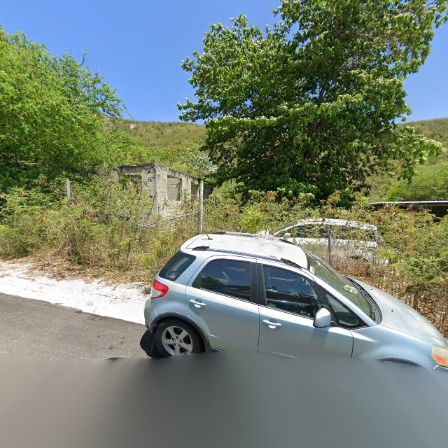 Reporte ciudadano de estorbo público en X4G7+PR4 Maria Antonia, Guánica, Puerto Rico, Guánica