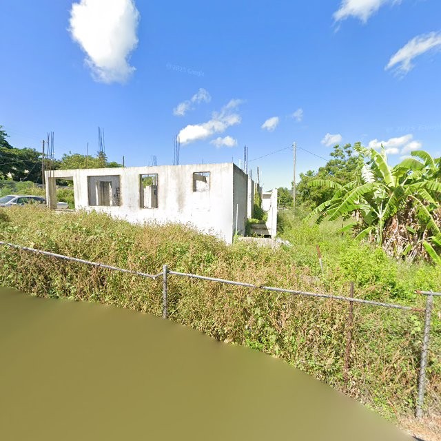 Reporte ciudadano de estorbo público en 232H+RQW El Tumbao, Guánica, Puerto Rico, Guánica