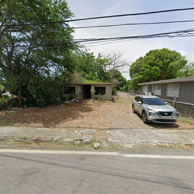 Reporte ciudadano de estorbo público en XR3J+WW6 Jobos, Guayama, Puerto Rico, Guayama