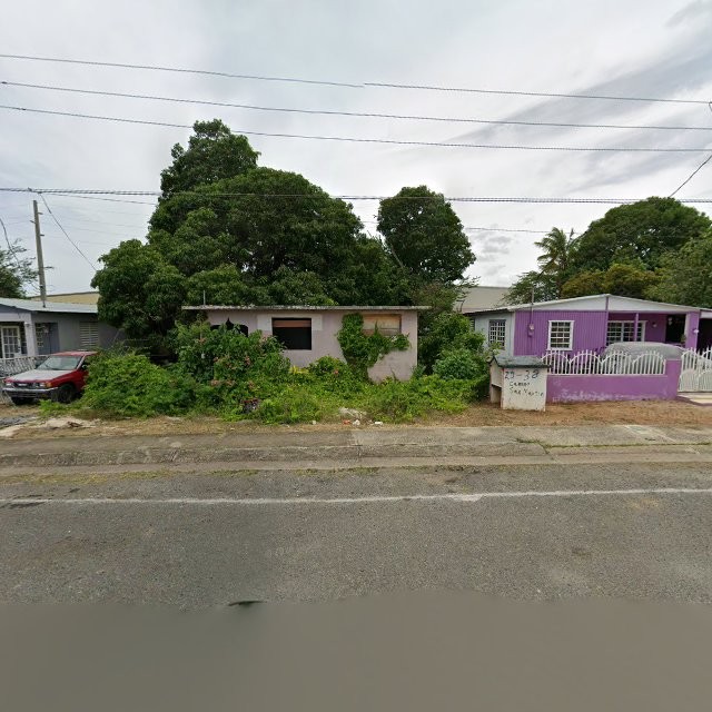 Reporte ciudadano de estorbo público en XR6M+P8M Jobos, Guayama, Puerto Rico, Guayama