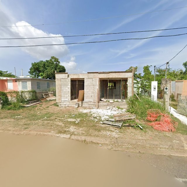Reporte ciudadano de estorbo público en WVX9+JXH Guayama, Puerto Rico, Guayama