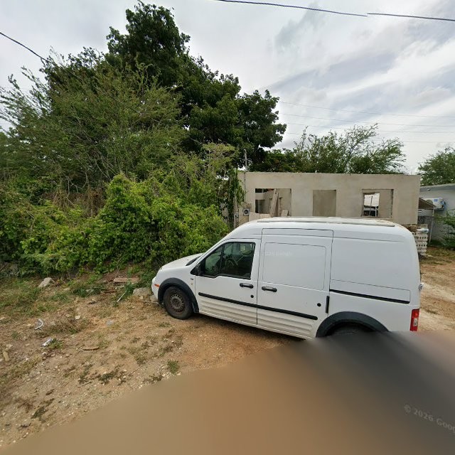 Reporte ciudadano de estorbo público en XR6M+77H Jobos, Guayama, Puerto Rico, Guayama