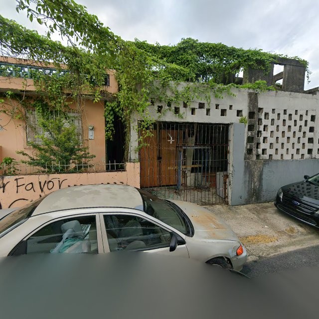Reporte ciudadano de estorbo público en CVPJ+RRP Guaynabo, Puerto Rico, Guaynabo