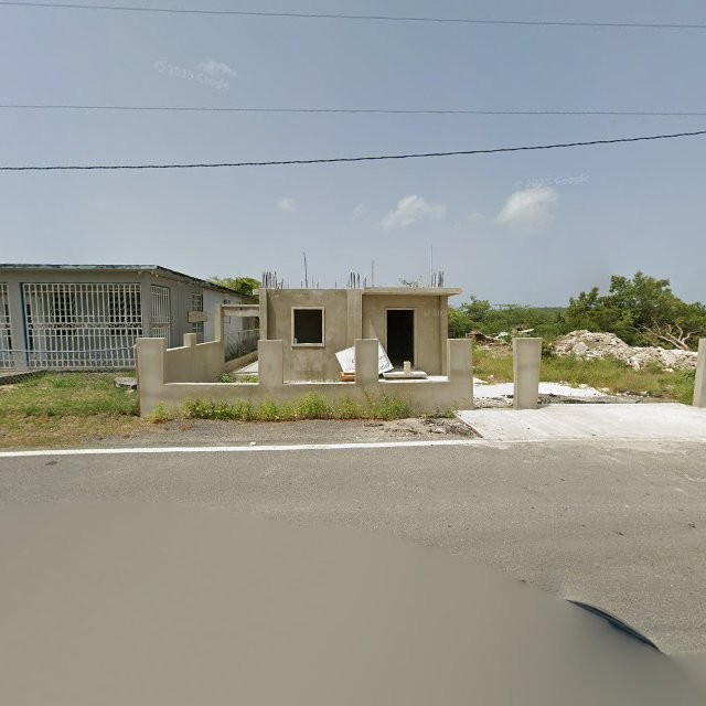 Reporte ciudadano de estorbo público en X2F4+CC8 La Parguera, Lajas, Puerto Rico, Lajas
