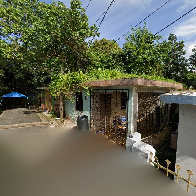 Reporte ciudadano de estorbo público en 54MP+JVG Las Piedras, Puerto Rico, Las Piedras