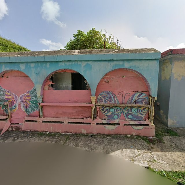 Reporte ciudadano de estorbo público en 97GM+QJQ Luquillo, Puerto Rico, Luquillo