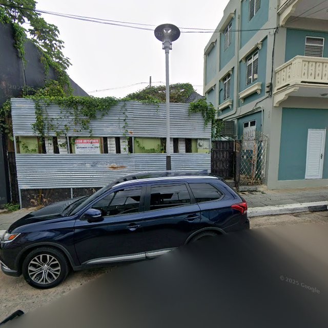 Reporte ciudadano de estorbo público en CGG4+XMW Manatí, Puerto Rico, Manatí