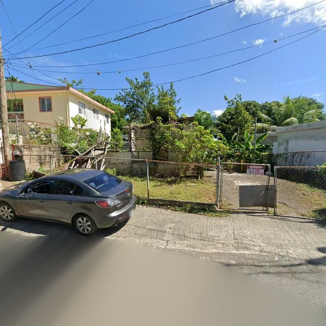 Reporte ciudadano de estorbo público en 5VC7+3VQ Mayagüez, Puerto Rico, Mayagüez