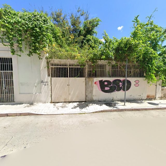 Reporte ciudadano de estorbo público en 298P+965 Ponce, Puerto Rico, Ponce