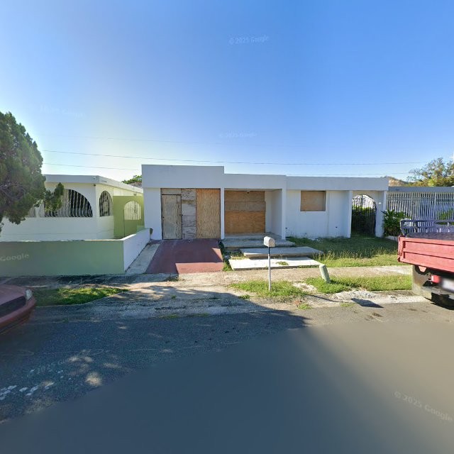 Reporte ciudadano de estorbo público en 288W+QVQ Ponce, Puerto Rico, Ponce