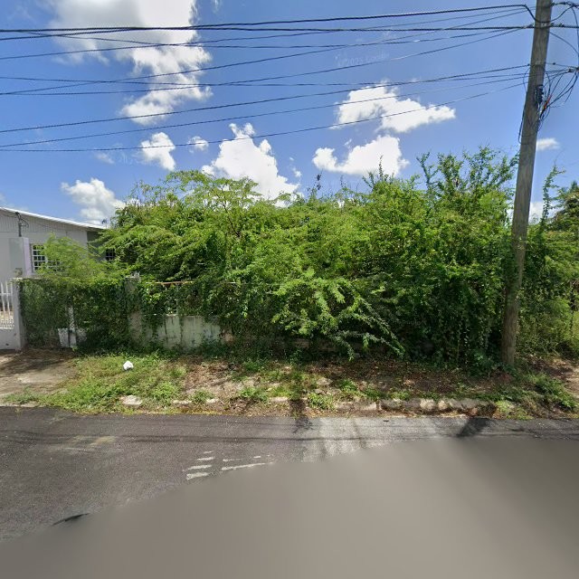 Reporte ciudadano de estorbo público en XQJF+HH3 Coquí, Salinas, Puerto Rico, Salinas