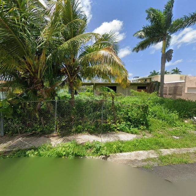 Reporte ciudadano de estorbo público en FMH4+JJ5 Sabana, Vega Alta, Puerto Rico, Vega Alta