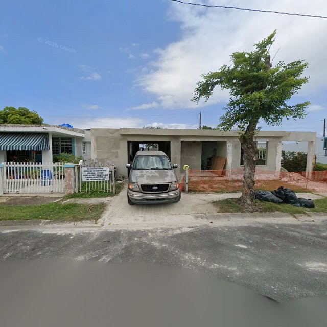 Reporte ciudadano de estorbo público en FHQW+35Q Vega Baja, Puerto Rico, Vega Baja